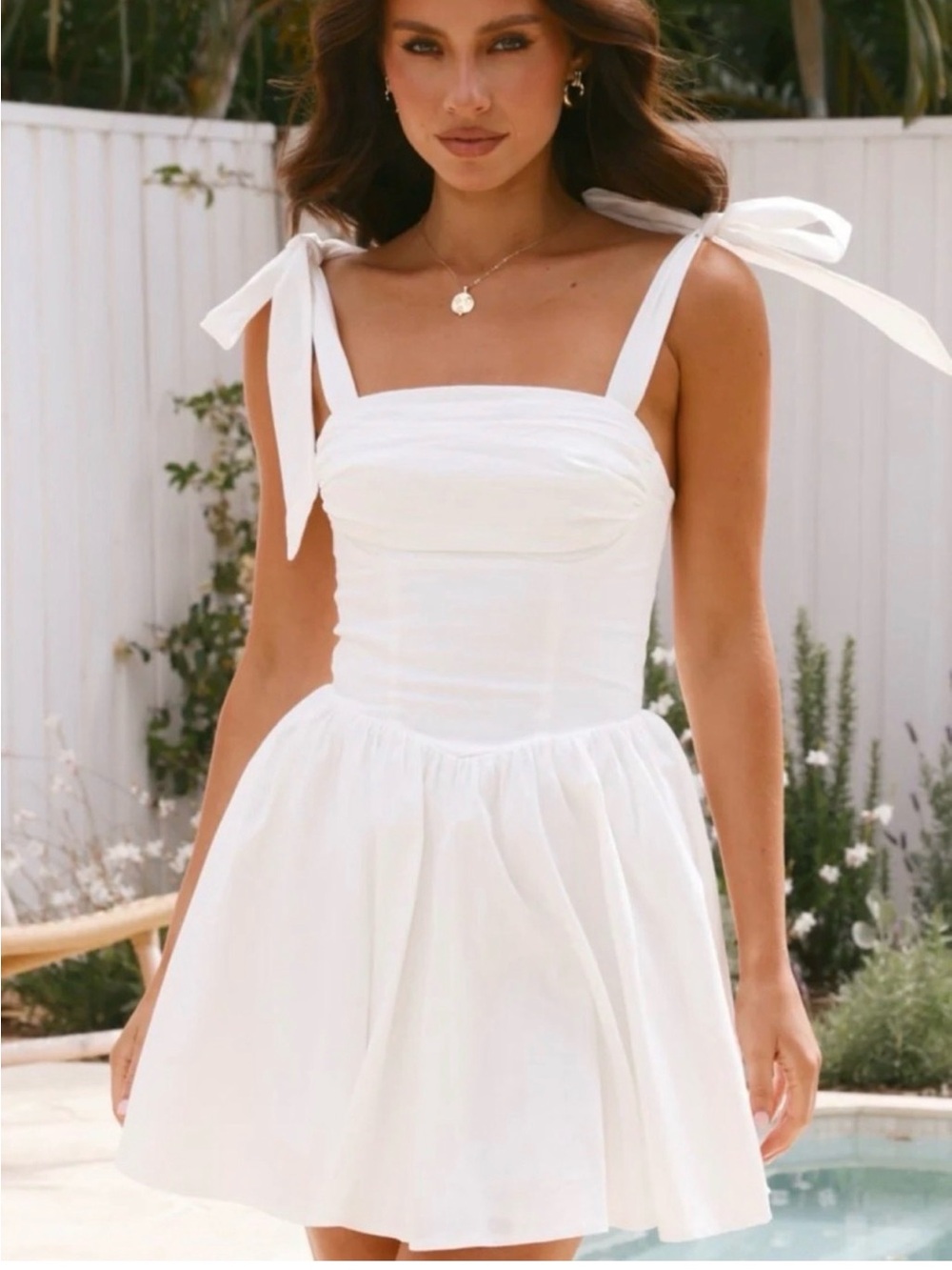 Billy J Haisley Mini shoulder tie Dress - White size 8
